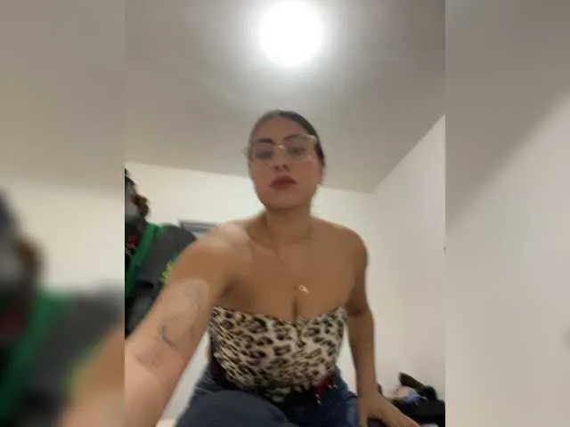 Curious SidneyRoux stripping down and cumming with her adored dildos SidneyRoux from BongaCams