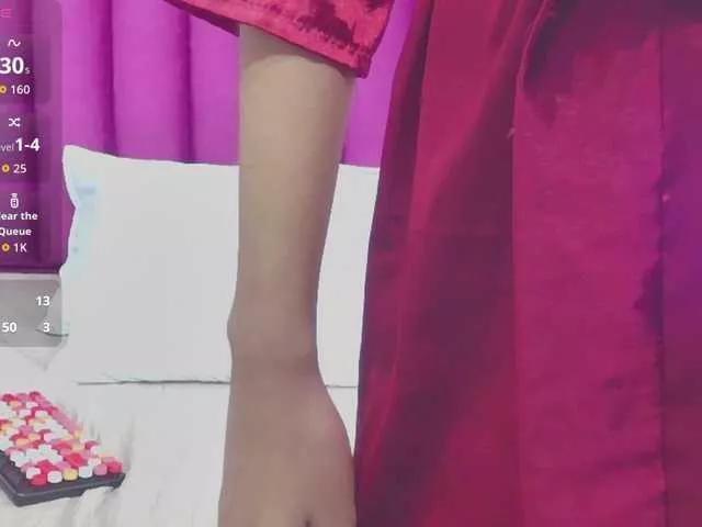 Gorgeous Skinnyprinces wants you to fuck her body now skinnyprinces from BongaCams