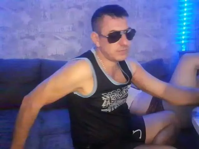 Sladkay-Parochka35 from BongaCams