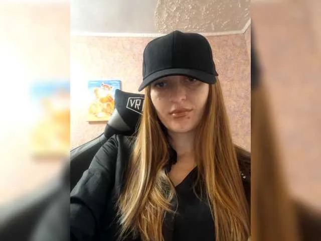 SoftLuna from BongaCams