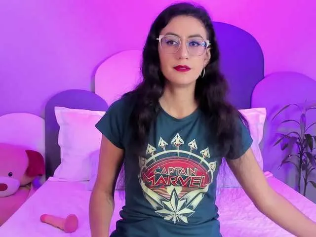 SophieGomez2 from BongaCams