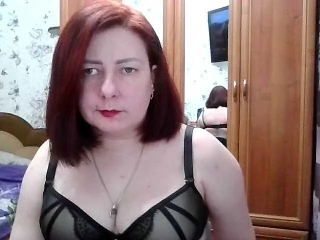 SophieNightAh from BongaCams