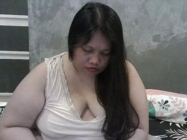 sweet-BBW on BongaCams 