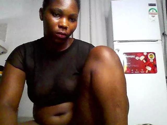 Sweetjuicyass on BongaCams 