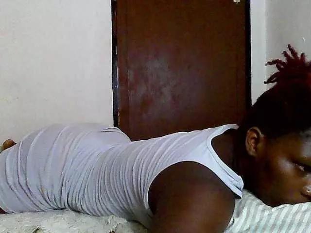 Sweetjuicyass on BongaCams 