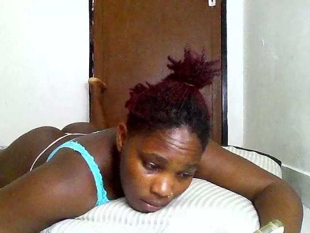 Sweetjuicyass on BongaCams 