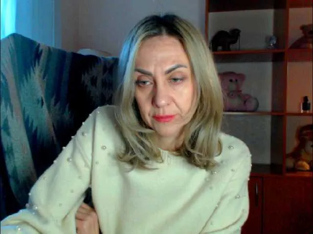 Tanya6547 from BongaCams