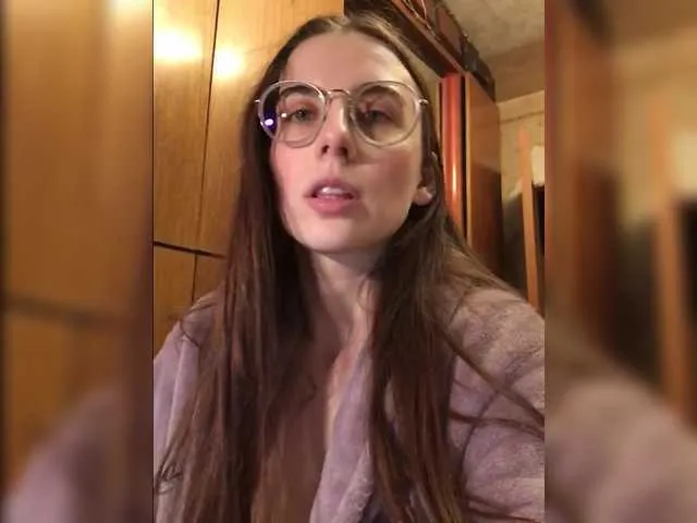 TeaseWithTaste from BongaCams