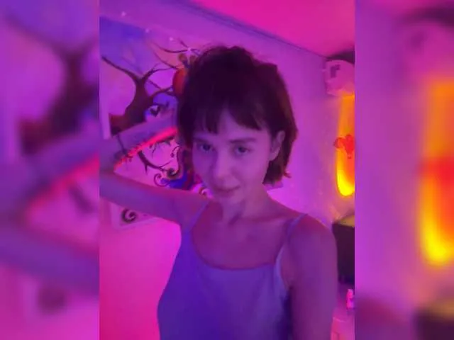 thechloee from BongaCams