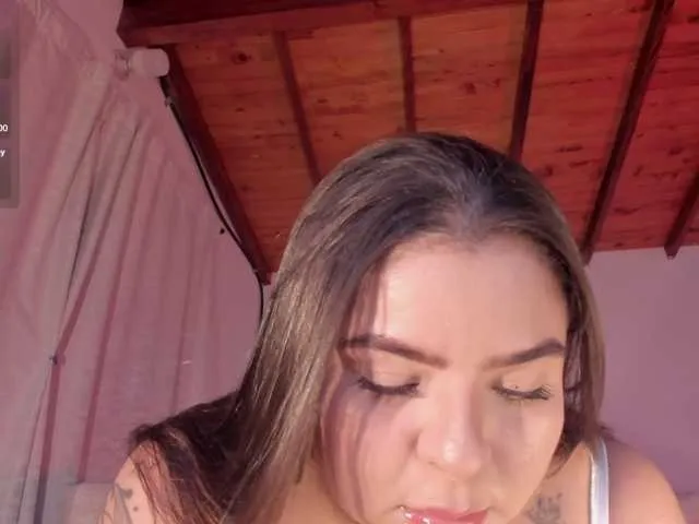 thecurvygirl from BongaCams