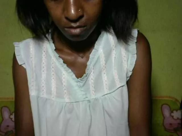 Tinah24 on BongaCams 
