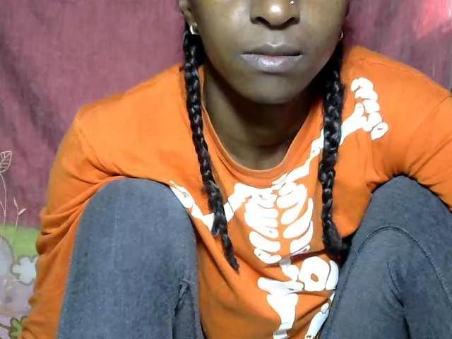 Tinah24 on BongaCams 