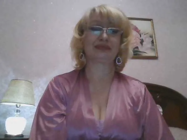 BongaCams's Ur-Mami - fixation cam feed stripper to spark all your whims Ur-Mami from BongaCams