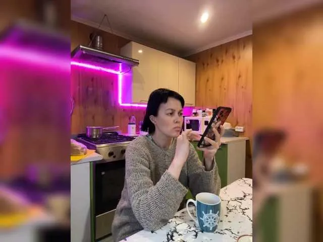 vik77777A from BongaCams