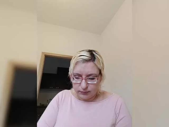 Try hot escort Vika211 Vika211 from BongaCams