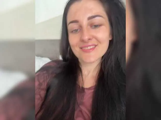 Viksi66 from BongaCams