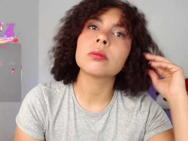 ViolettaMiller- from BongaCams