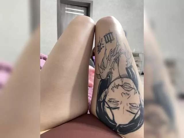 Admire Vipgerl, she wants to masturbate for you Vipgerl from BongaCams