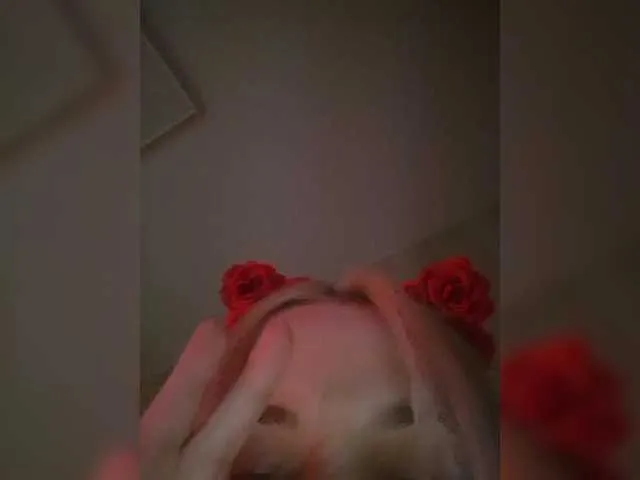 VirginiaSlims00 from BongaCams