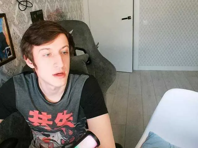 WaifuLiverionPH from BongaCams