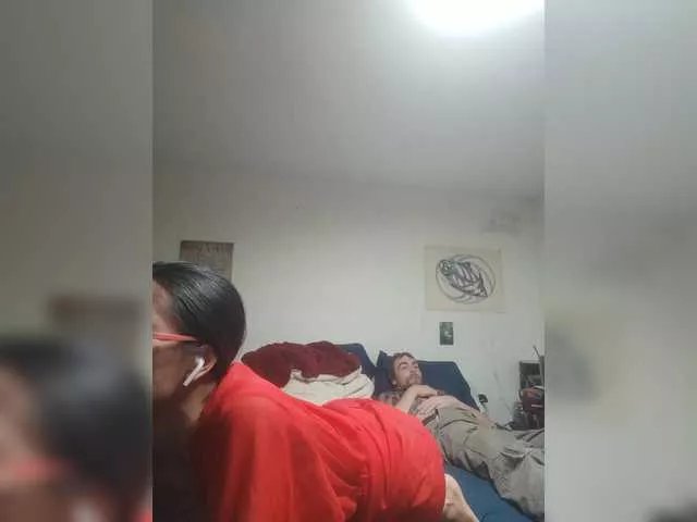 Offline wettt12910 on BongaCams