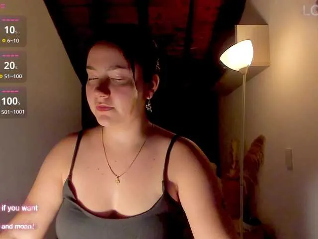 xHelenax from BongaCams