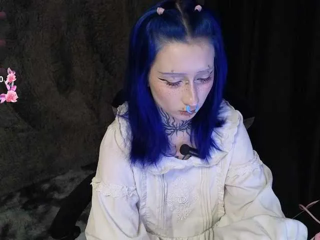 YoungAlice1 from BongaCams