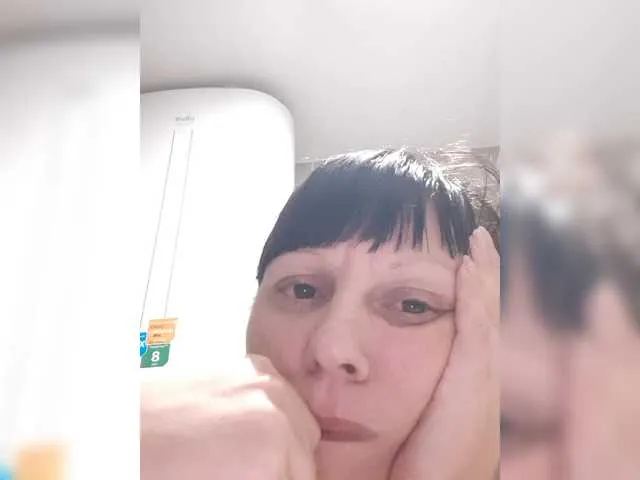 Zlykaa from BongaCams
