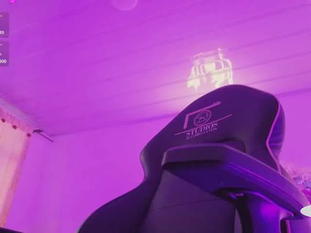 ZURY-TAY from BongaCams