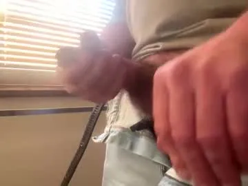 1hunglo412 from Chaturbate