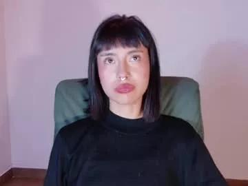 Discover _mavis2, she wants to masturbate for you _mavis2 from Chaturbate