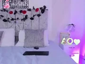 Join Chaturbate's Agathaowens agathaowens from Chaturbate