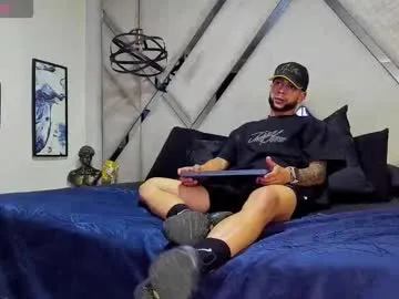 aiden_cash7 from Chaturbate