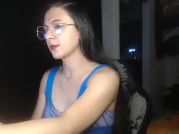 alguien_mas01 from Chaturbate