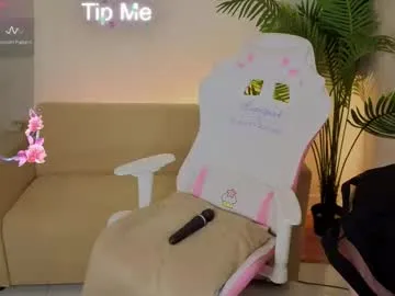 aliciabrookss from Chaturbate