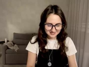 Check out sweet stripper Almostinnocent_ almostinnocent_ from Chaturbate