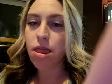 alyjeanne0420 from Chaturbate