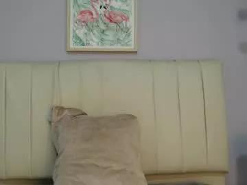 Join Amy_le, she wants to masturbate for you amy_le from Chaturbate