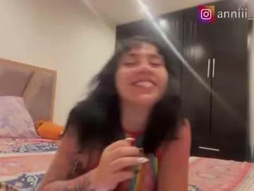 Try Annie_snow_, she wants to masturbate for you annie_snow_ from Chaturbate