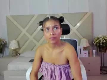 Try Chaturbate's Annylittle_ annylittle_ from Chaturbate