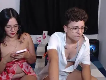 Release your need with the naked Chaturbate model - Antonella_cruz02 antonella_cruz02 from Chaturbate