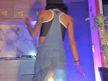 aprillebony319262 from Chaturbate