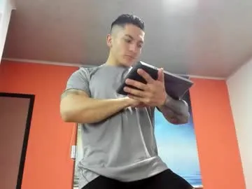 aquiles_51 from Chaturbate