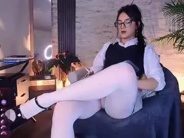 aretha_hose from Chaturbate