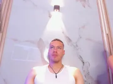 aron_and_molly from Chaturbate