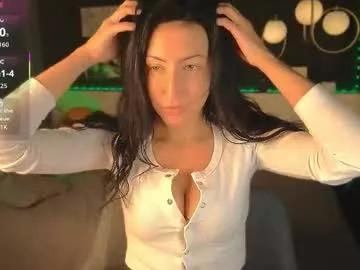 ashley_luxy from Chaturbate