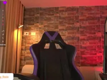 ashleyyfox_ from Chaturbate