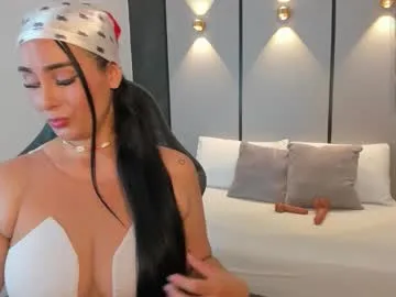 ashly_moonn from Chaturbate