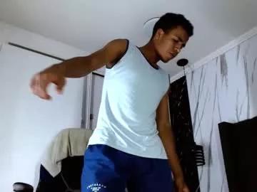 aston_vera from Chaturbate