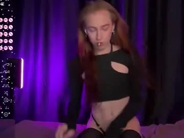 avril_pearly_ from Chaturbate